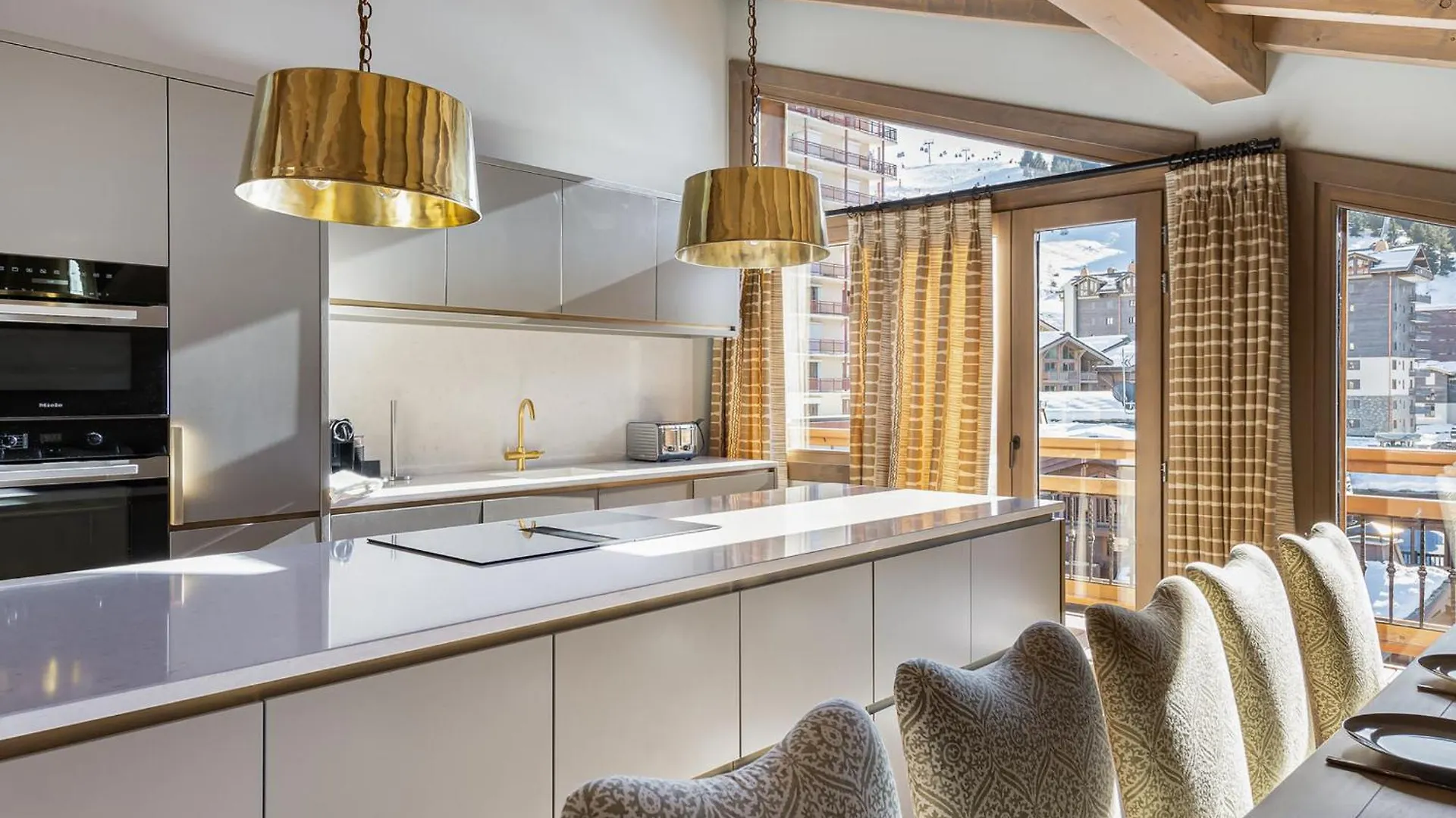 Luxueux Appartement Au Centre De Courchevel 1650 - 5 Chambres, Proche Pistes Et Remontees - Fr-1-563-3 Apartment