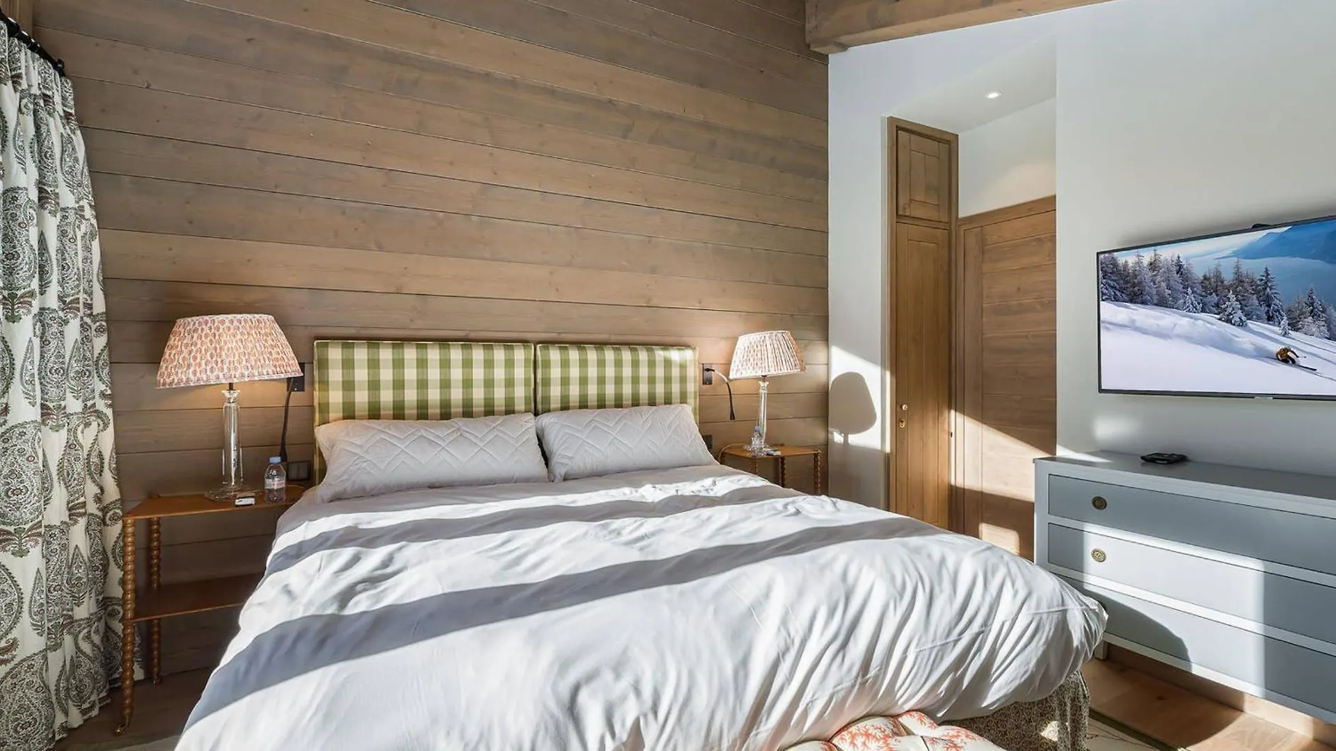 Luxueux Appartement Au Centre De Courchevel 1650 - 5 Chambres, Proche Pistes Et Remontees - Fr-1-563-3 France